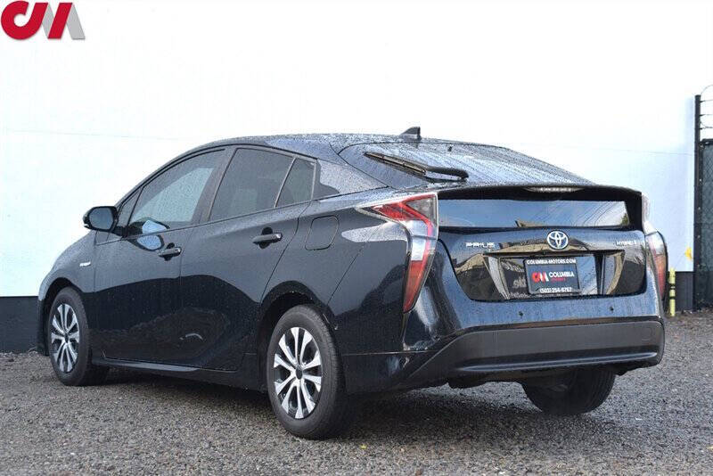 2018 Toyota Prius Three