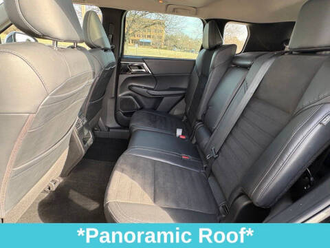 2023 Mitsubishi Outlander SE