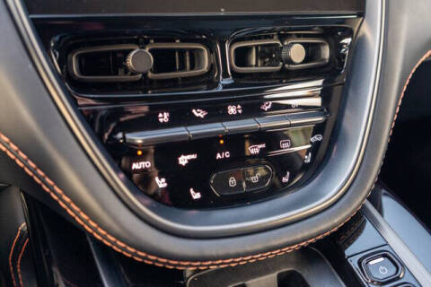 2022 Aston Martin DBX