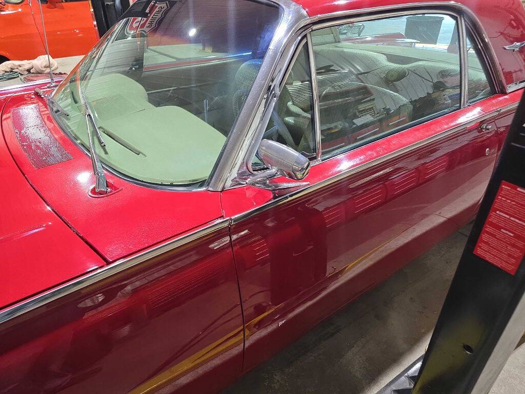 1961 Ford Thunderbird 2