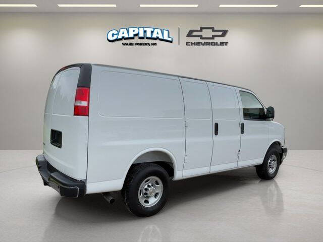 2025 Chevrolet Express 2500