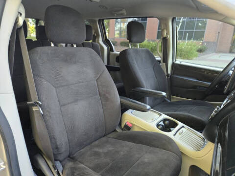 2012 Dodge Grand Caravan SXT