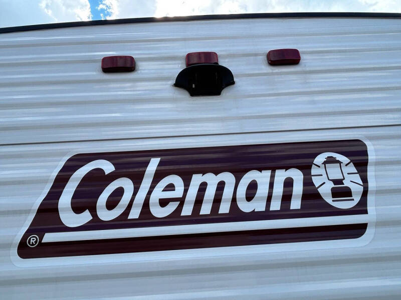 2023 Coleman Dutchmen