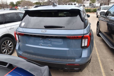 2025 Ford Explorer ST-Line