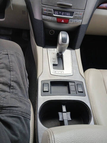 2010 Subaru Outback 2.5i Limited