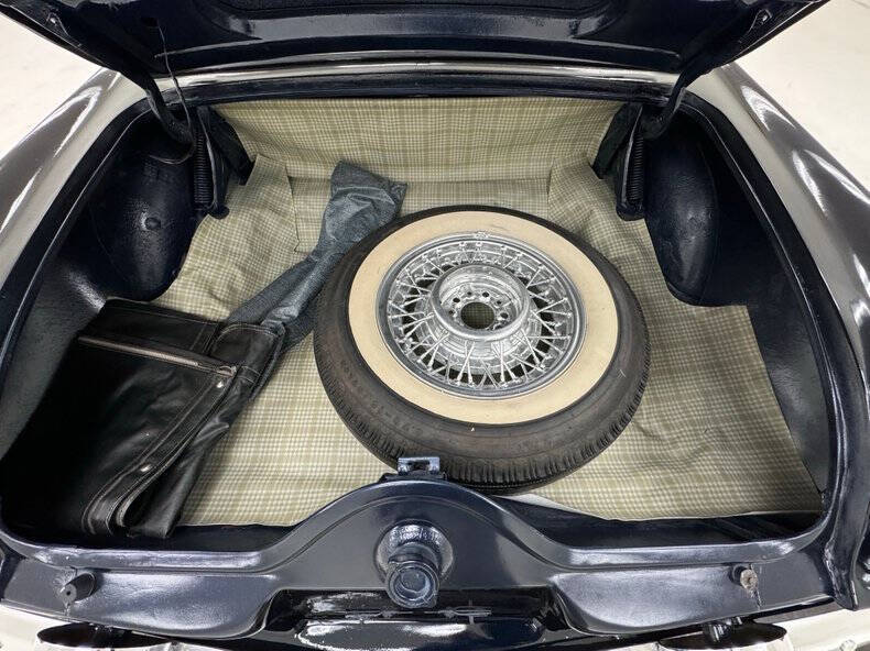 1955 Ford Thunderbird