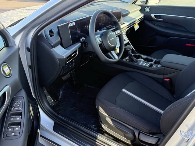 2025 Hyundai Sonata SE