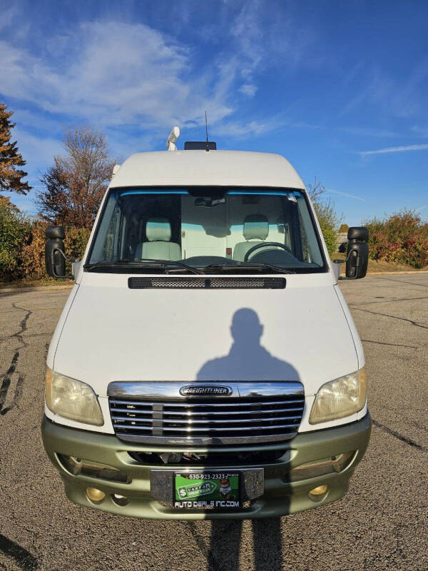 2004 Dodge Sprinter Van Standard photo 3