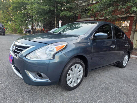 2016 Nissan Versa 1.6 SV