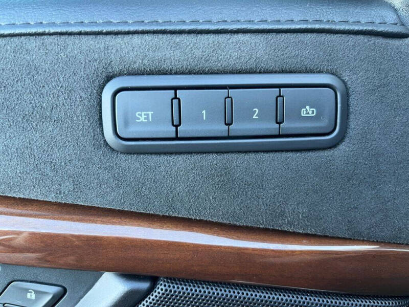 2019 Cadillac Escalade Luxury