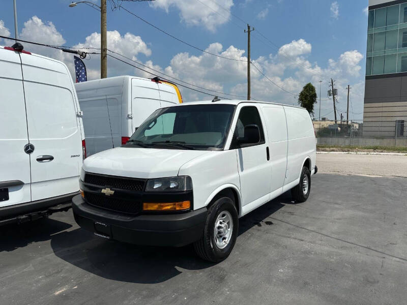 2020 Chevrolet Express 2500