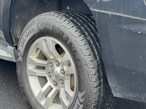 2016 Chevrolet Suburban LS