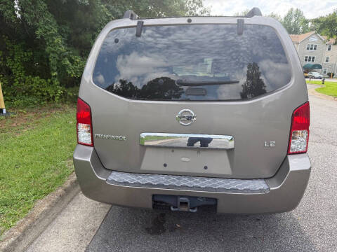 2007 Nissan Pathfinder LE