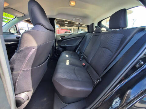 2017 Toyota Prius Two