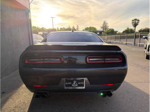 2017 Dodge Challenger