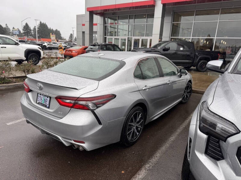 2021 Toyota Camry SE