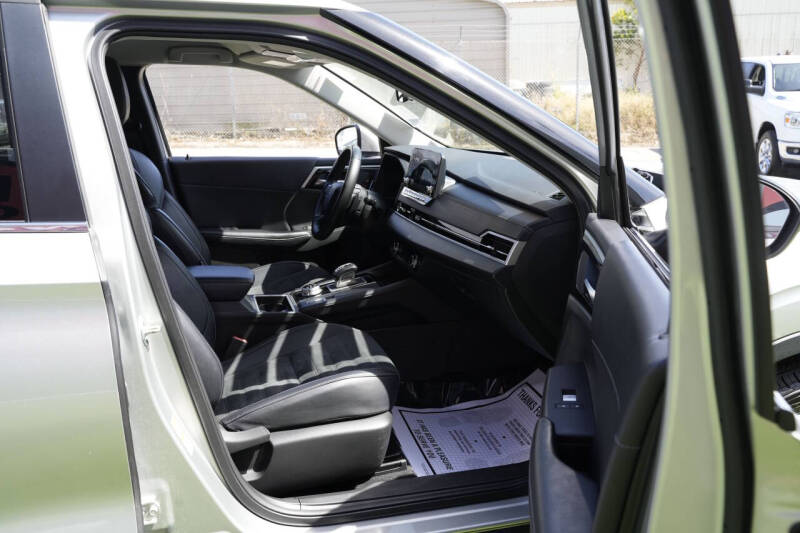 2024 Mitsubishi Outlander