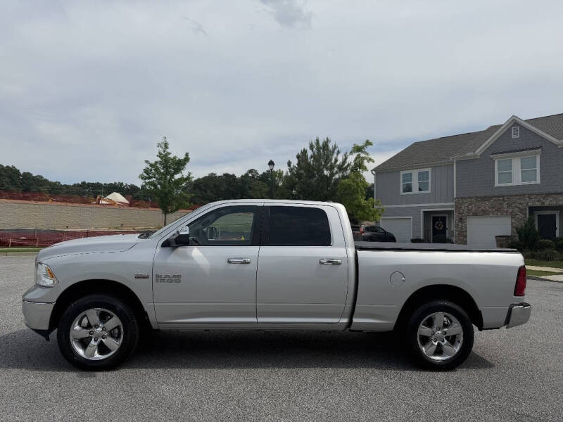 2017 RAM 1500 SLT