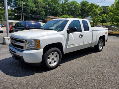 2009 Chevrolet Silverado 1500 for sale at John's Used Cars in Hickory NC