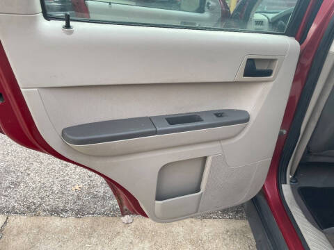 2011 Ford Escape XLS