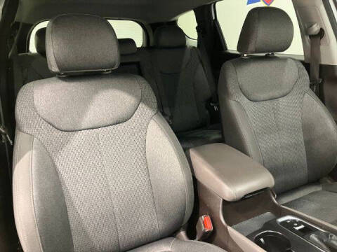 2019 Hyundai Santa Fe SE 2.4L