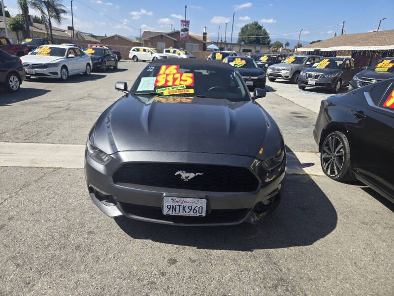 2016 Ford Mustang V6