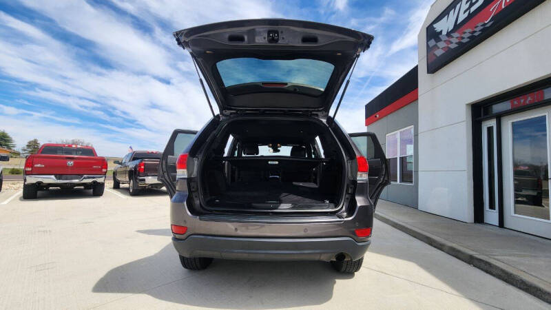 2017 Jeep Grand Cherokee Laredo E