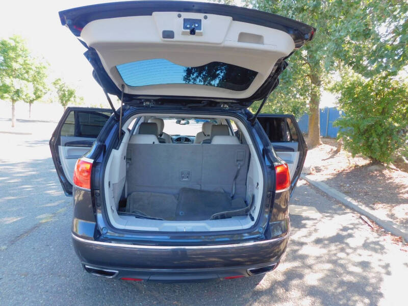 2017 Buick Enclave Leather