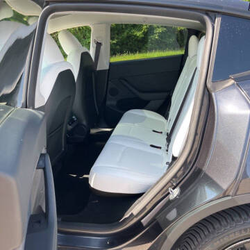 2025 Tesla Model Y Long Range