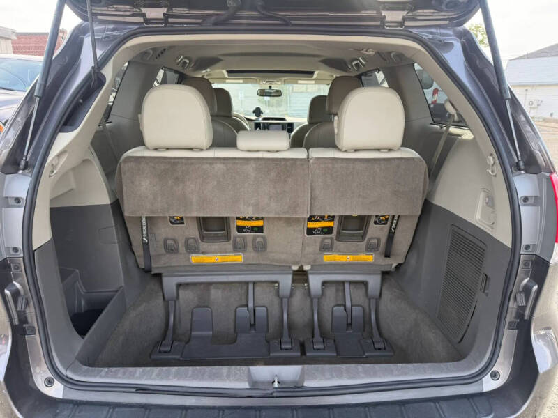 2013 Toyota Sienna