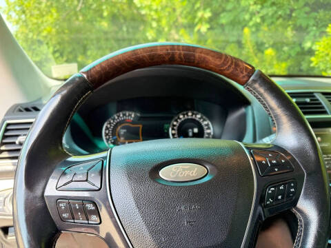 2016 Ford Explorer Platinum