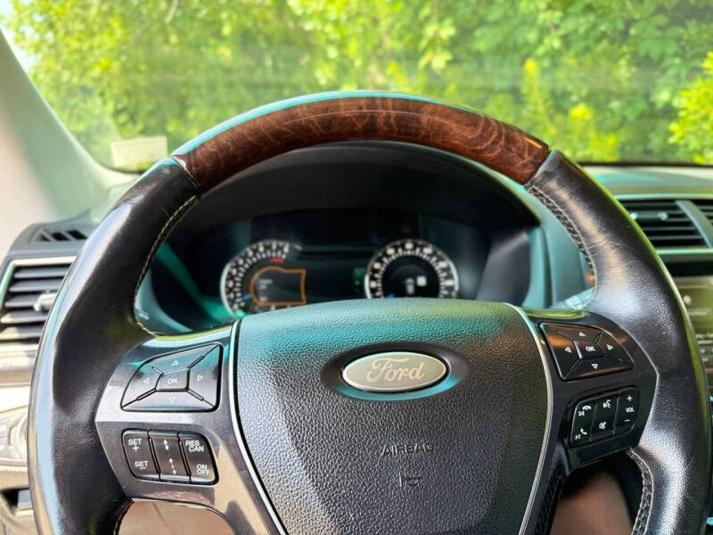 2016 Ford Explorer Platinum