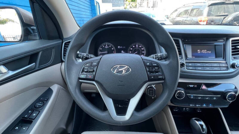 2017 Hyundai Tucson SE Plus