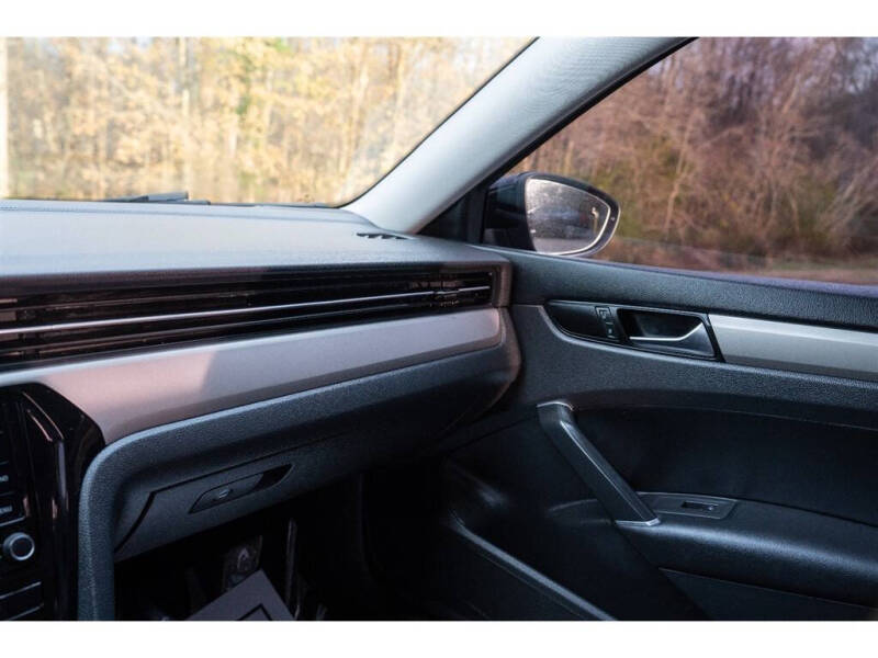 2021 Volkswagen Passat SE