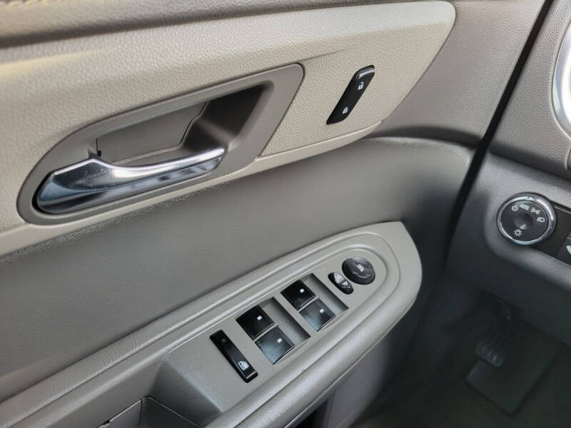 2015 Chevrolet Traverse LS