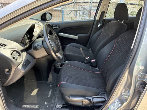 2013 Mazda MAZDA2 Touring