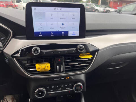 2020 Ford Escape SE