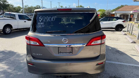 2017 Nissan Quest SV