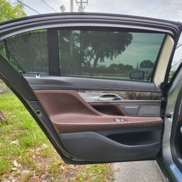 2017 BMW 7 Series 740i