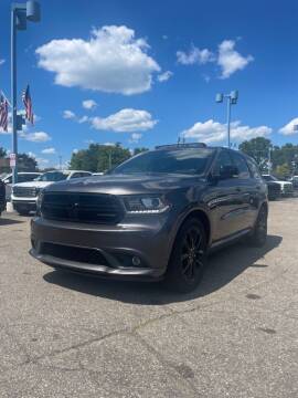 2017 Dodge Durango for sale at R&R Car Company in Mount Clemens MI