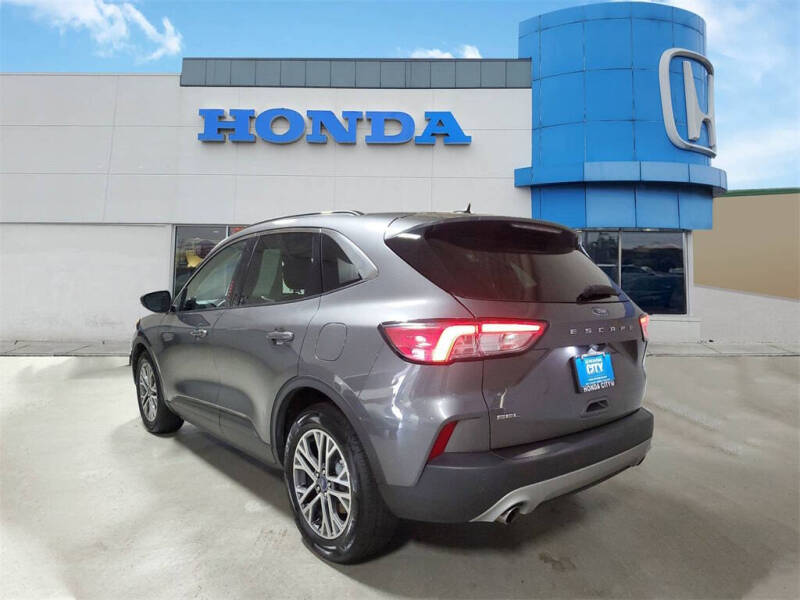 2021 Ford Escape SEL