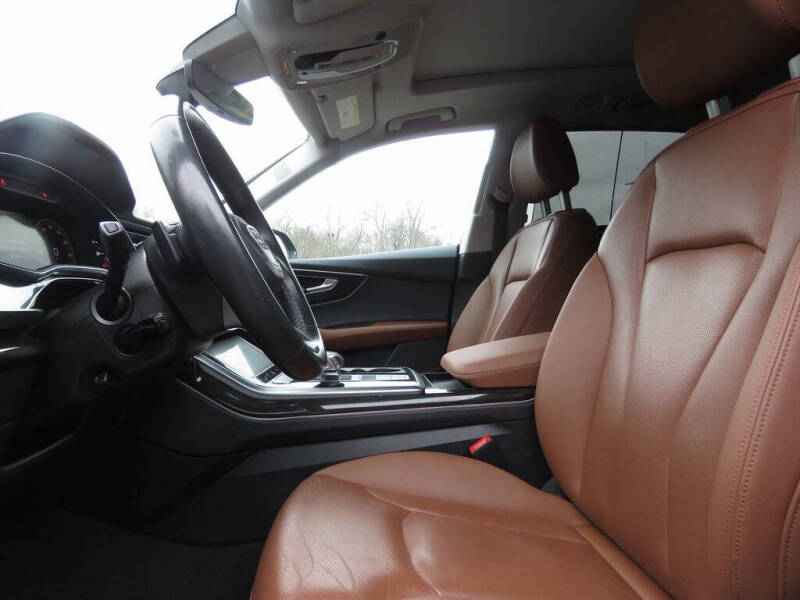 2021 Audi Q8 quattro Prestige 55 TFSI