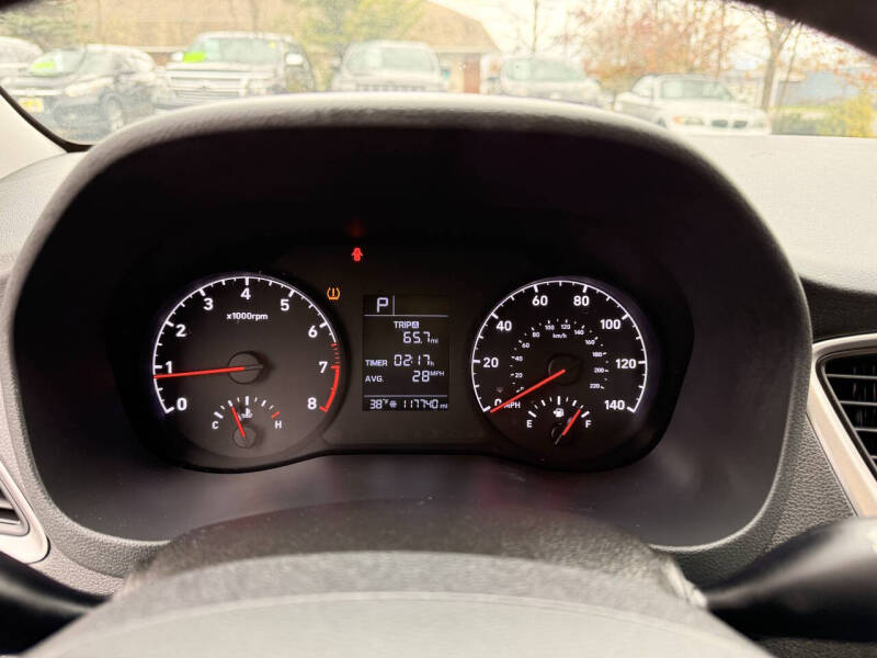 2020 Hyundai Accent SE