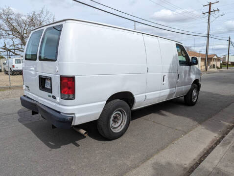 2014 Ford E-Series E-150