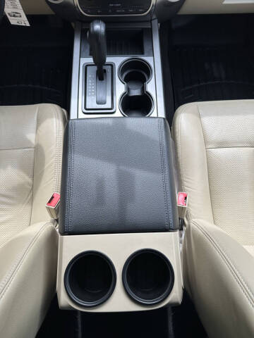 2017 Ford Expedition XLT