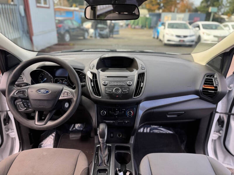 2018 Ford Escape S