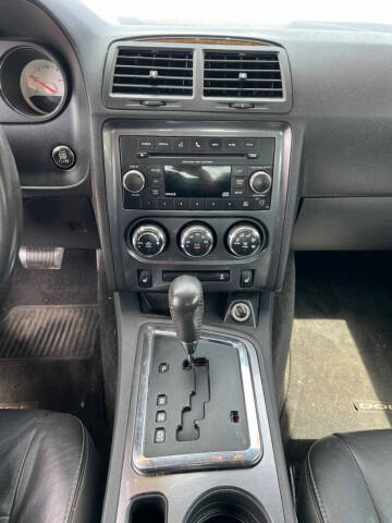 2013 Dodge Challenger SXT