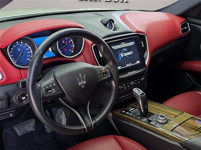 2020 Maserati Ghibli