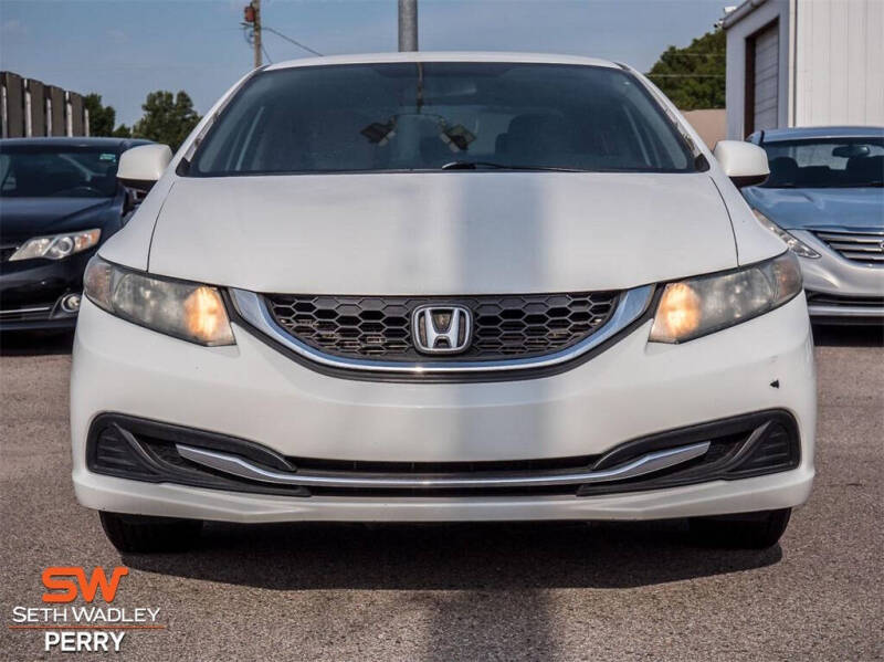 2013 Honda Civic LX photo 2