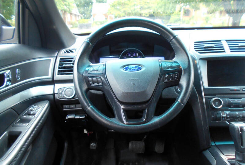 2017 Ford Explorer XLT
